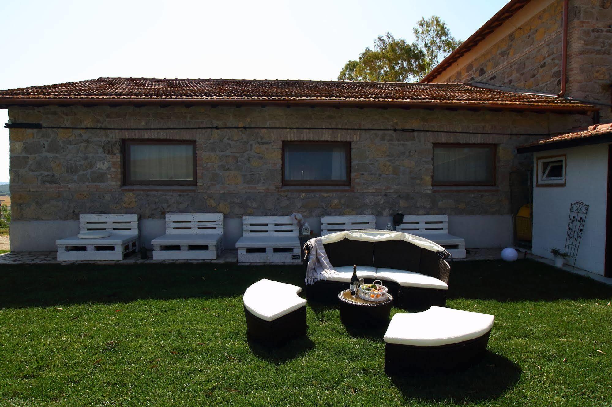 Locanda Villa Naumanni Тарквиния Экстерьер фото